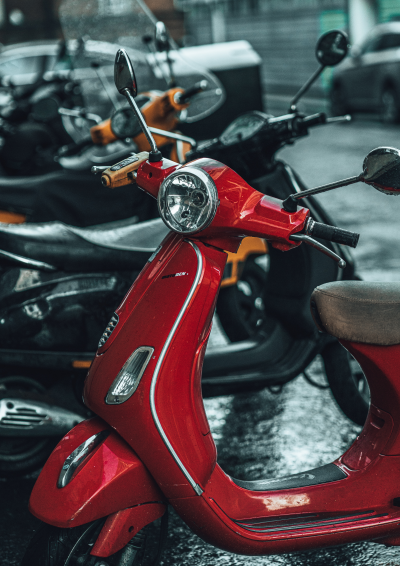 Rød scooter